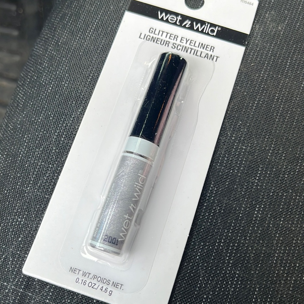 Sold ‼️Glitter Eye Liner